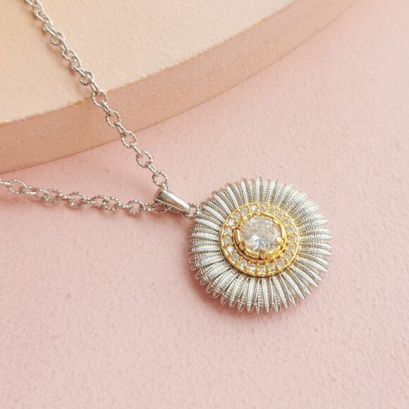 Alicia Bonnie - Brilliance Blossoms White Crystal Gold Silver Necklace - NEW - Picture 3 of 4